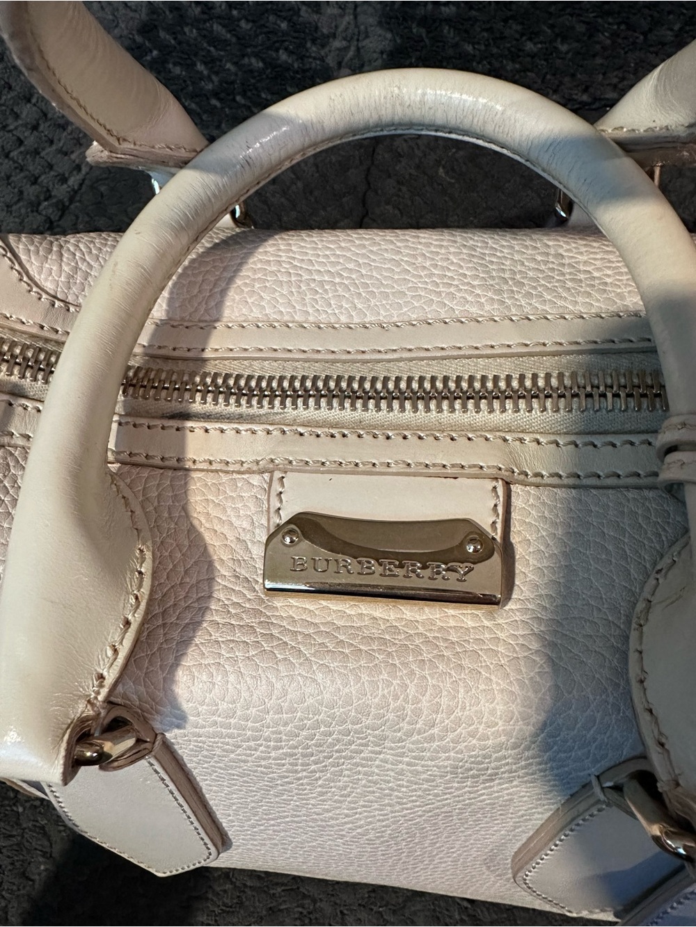 Burberry Pebbled Leather Satchel in Off-White - Picture 7 of 17